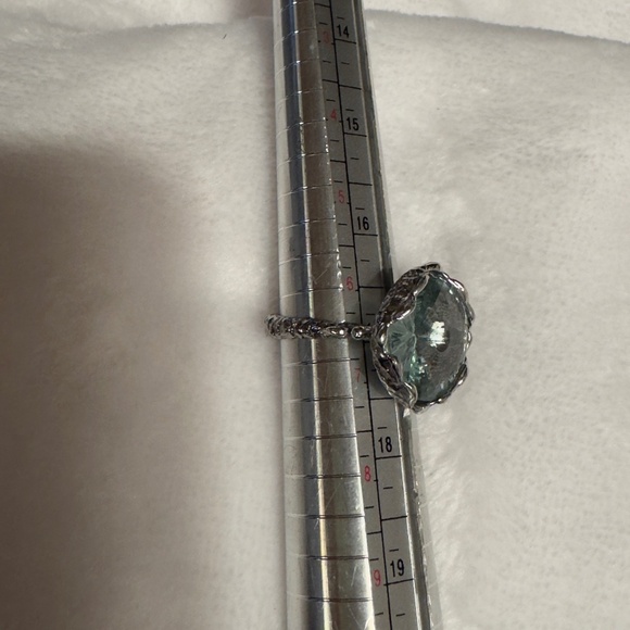 Bora Handcrafted Jewelry Textured Sterling Ring Topaz? Size 6.5 - Picture 8 of 9